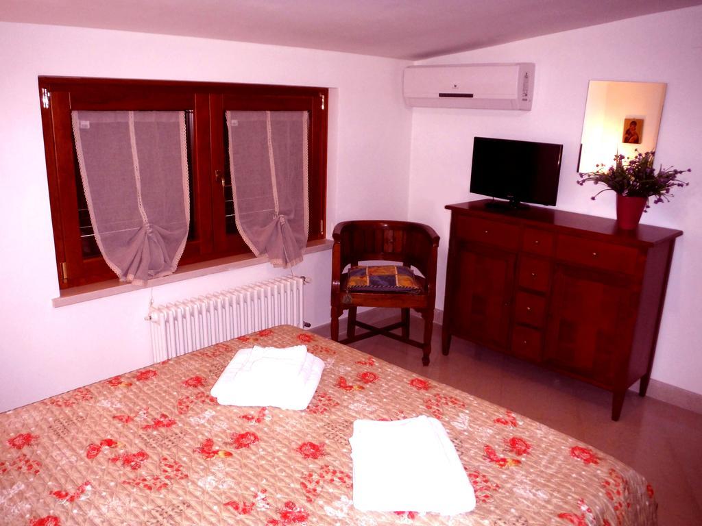 Casa Vacanze Villa Pina Matera Ngoại thất bức ảnh